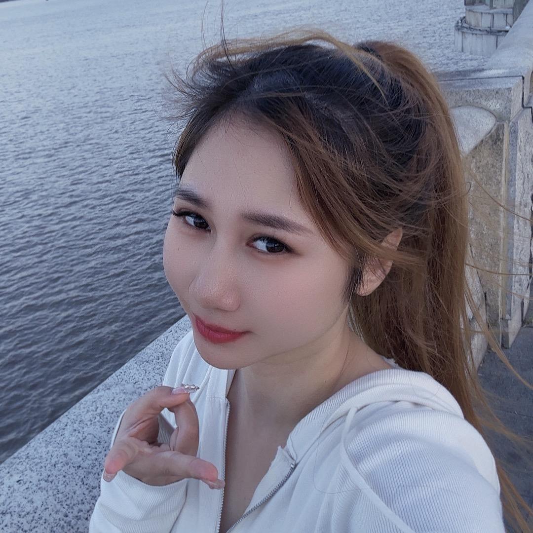 朗朗贸易百货