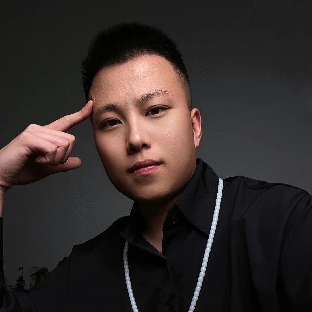 随缘啄艺强子的玉