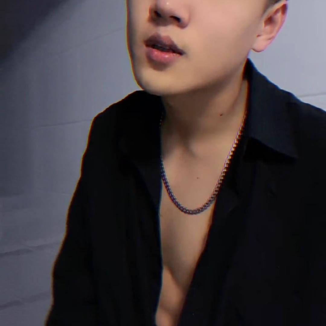 江小旭