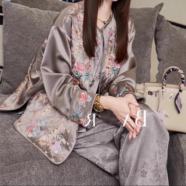 沁子女装严选