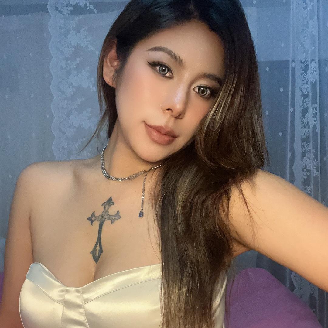 珂珂biubiu