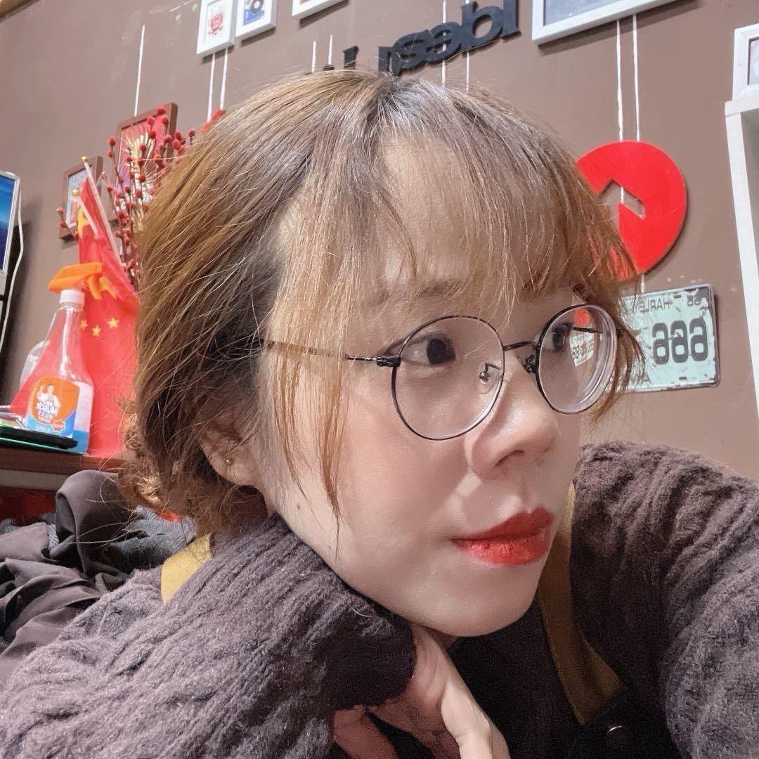 嘴这么甜，小心亲你