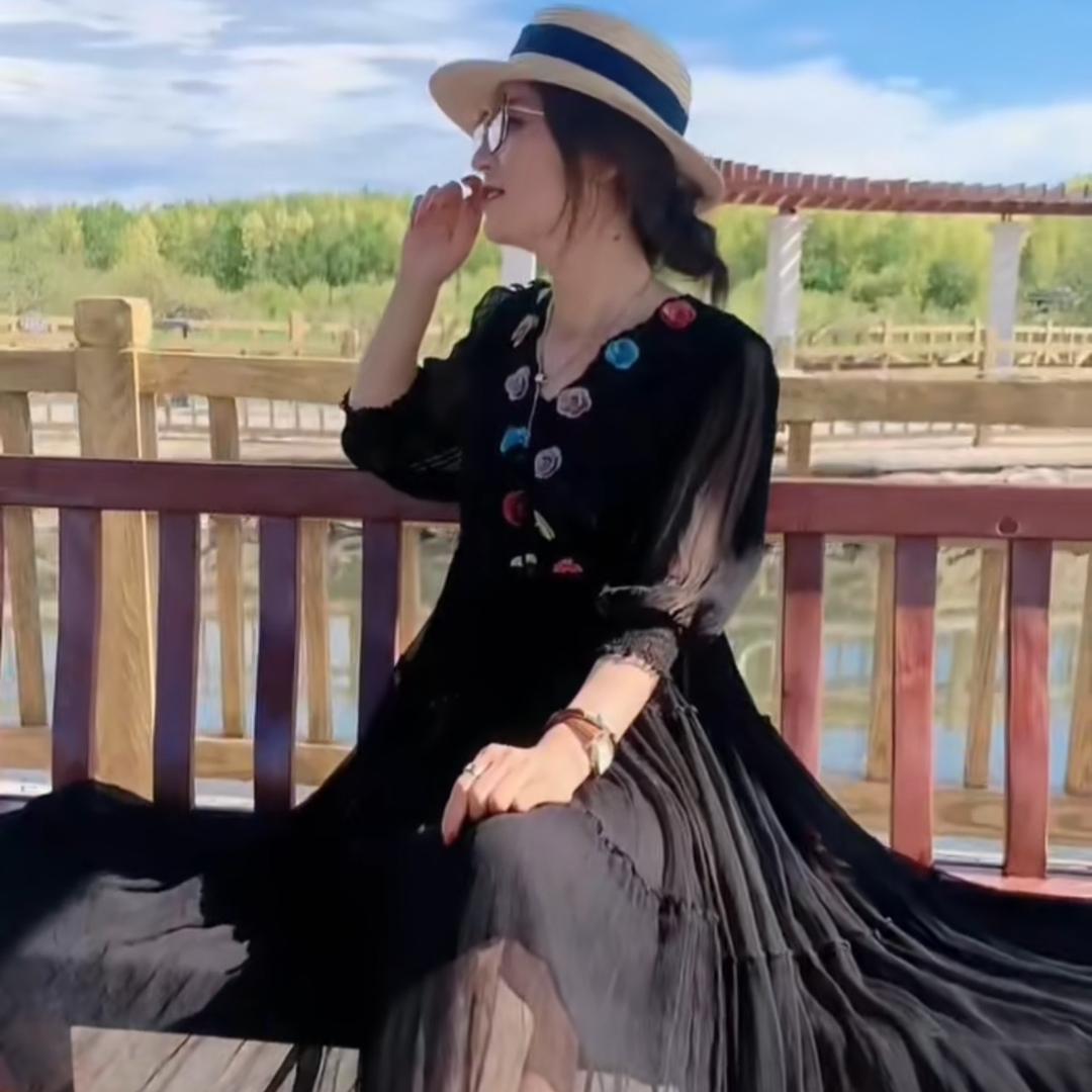 繁华刺绣女装