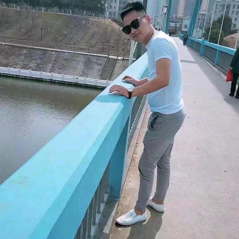 浪浪主持