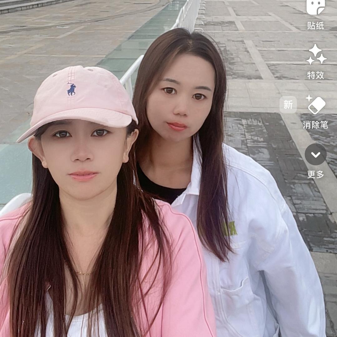 农村两妞儿