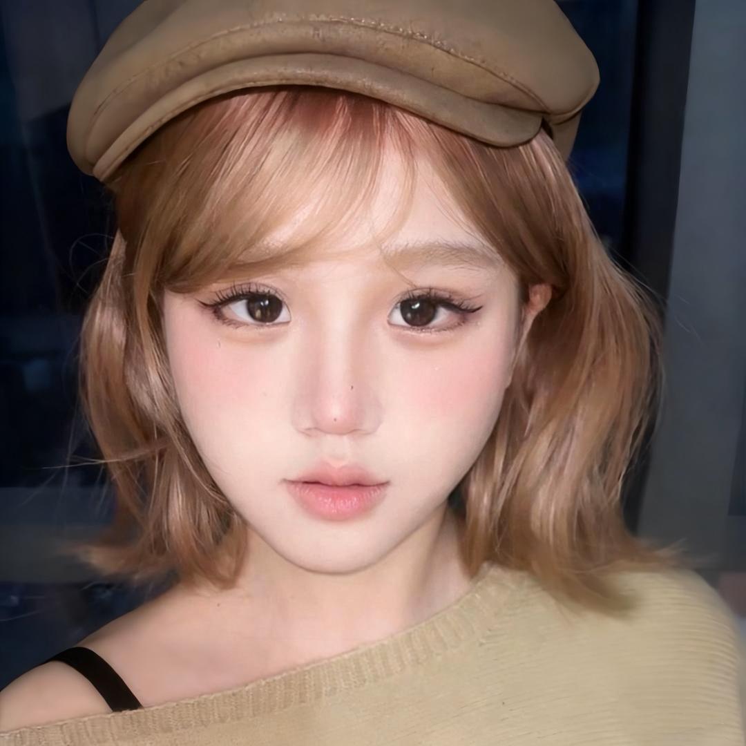 Doll ¹ ¹ ² ⁰