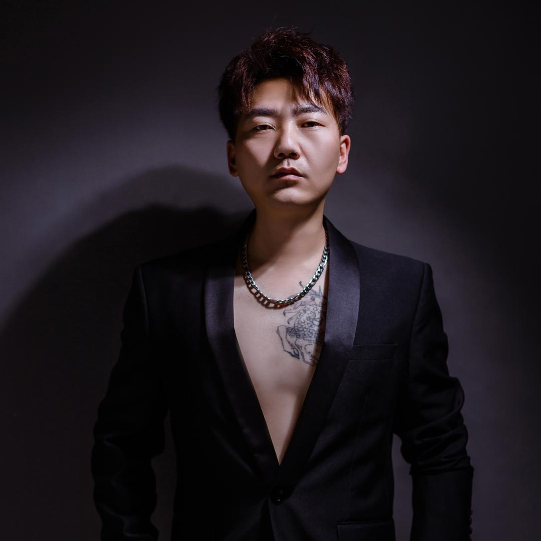 乌拉特前旗魔发丝常老师发型设计