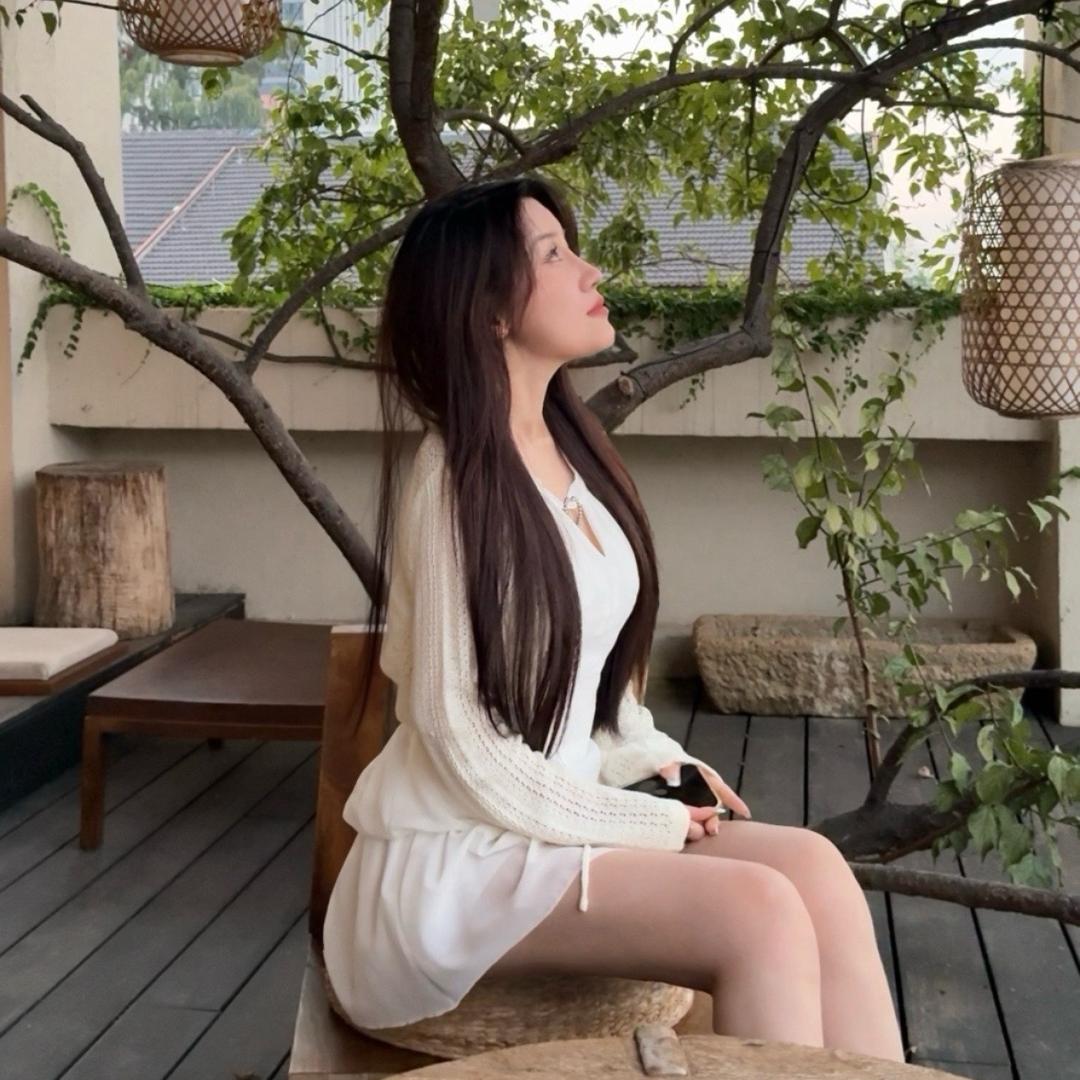 多H.👧🏻