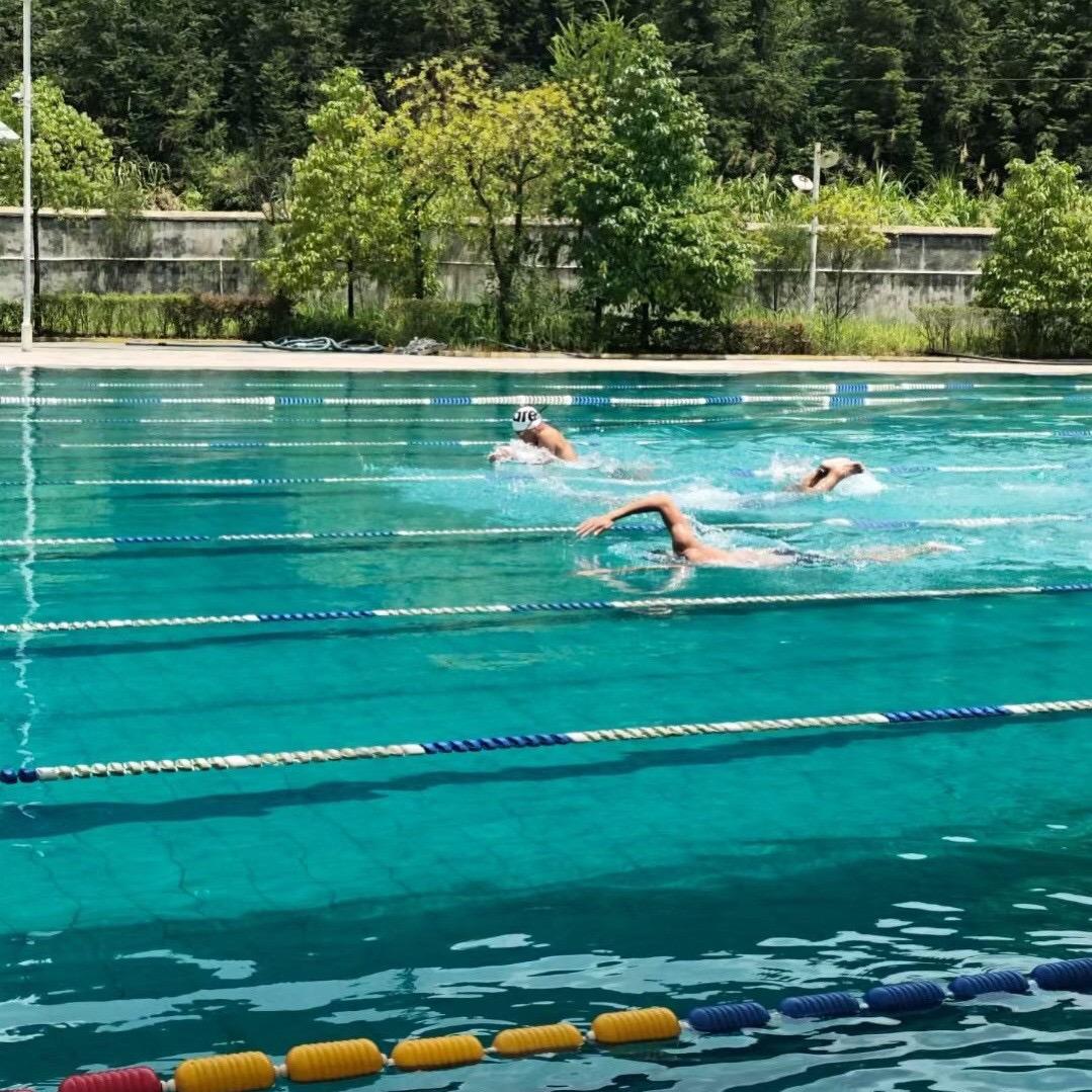 乘风破浪-🏊🏻