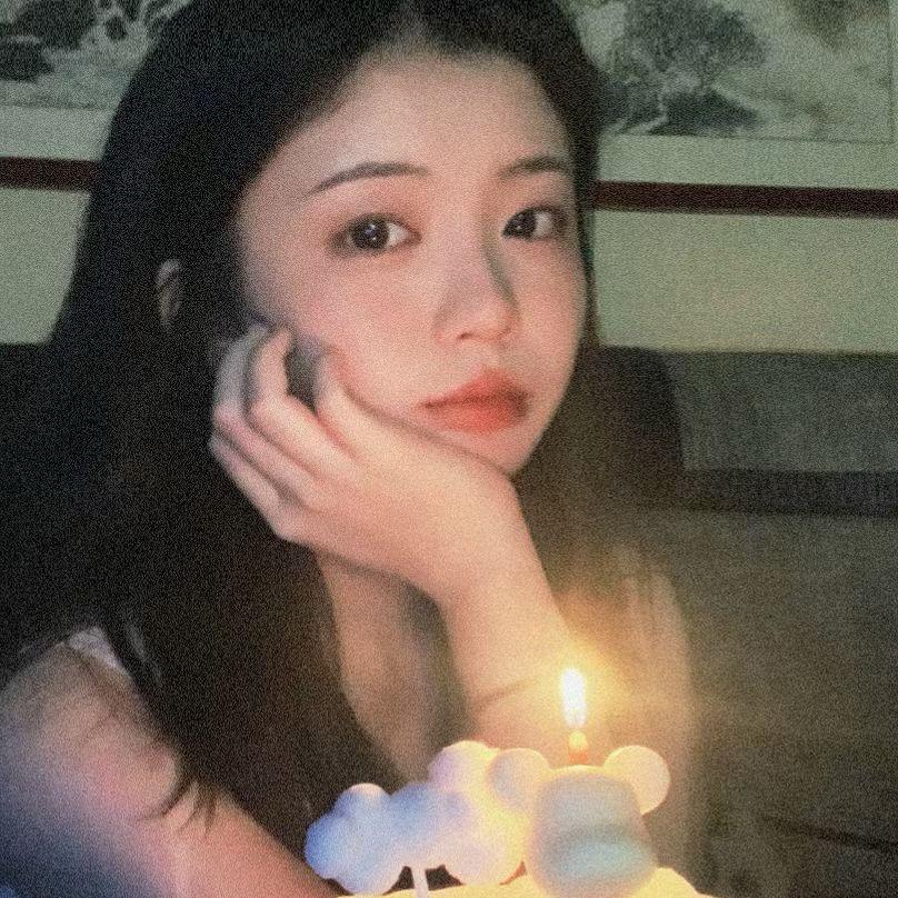 李佳琪琪