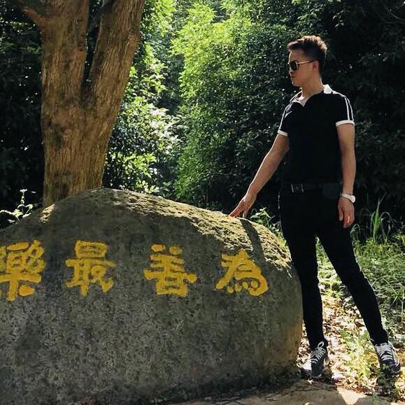 老樊壁画团队阿勇