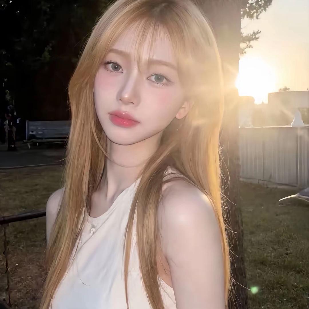 ᴸˣʸ
