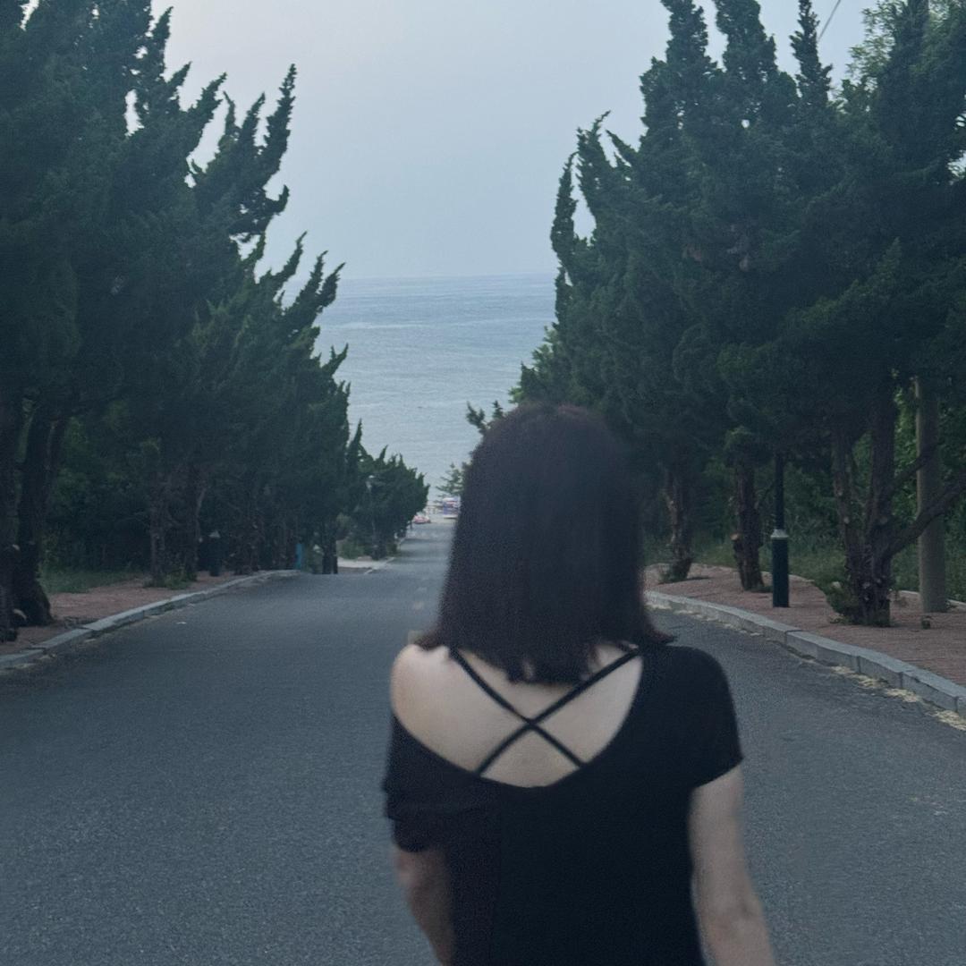 麻将把把胡女士