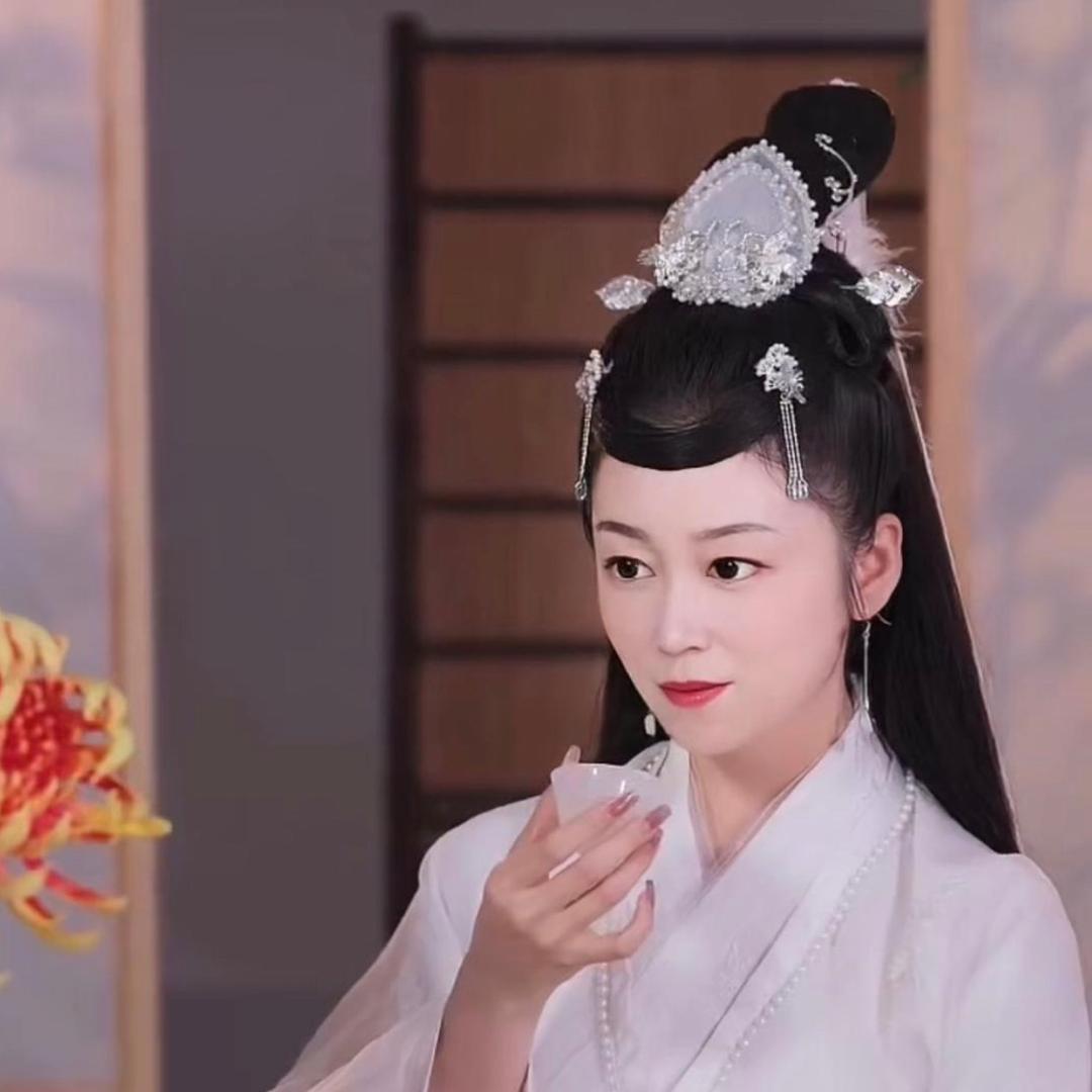 🍀明月🍀