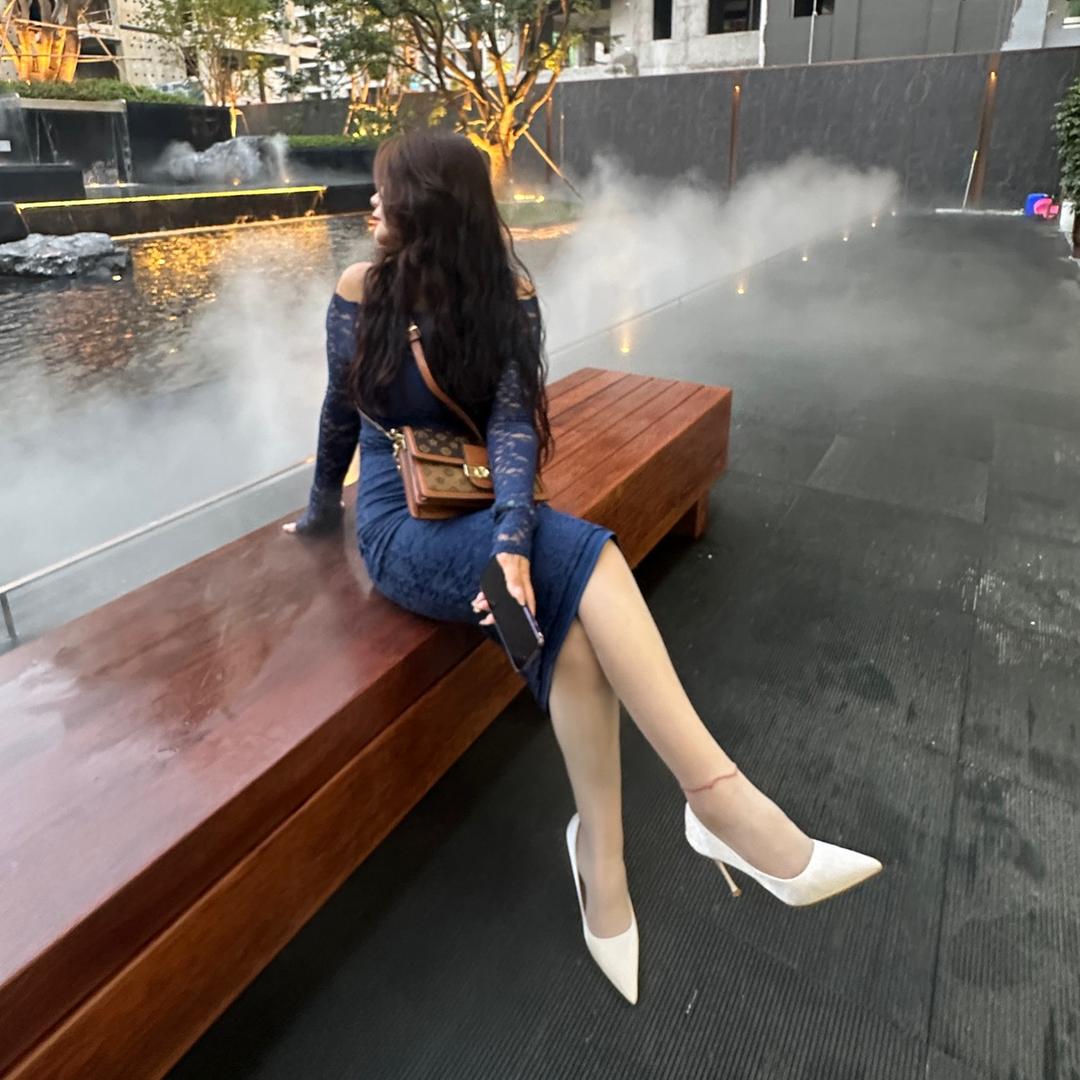 孤毒🥀（做装修的小姐姐）