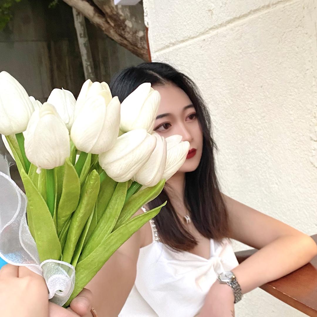 张杨。