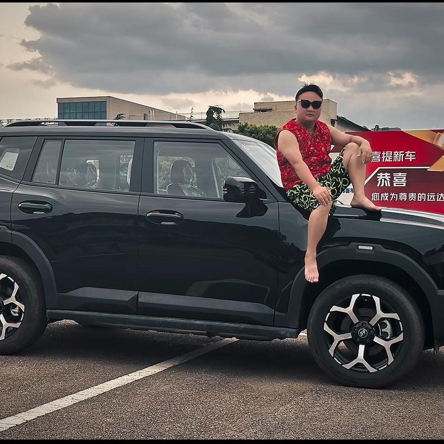 远达买车阿伟（波尔皮特价2手车）