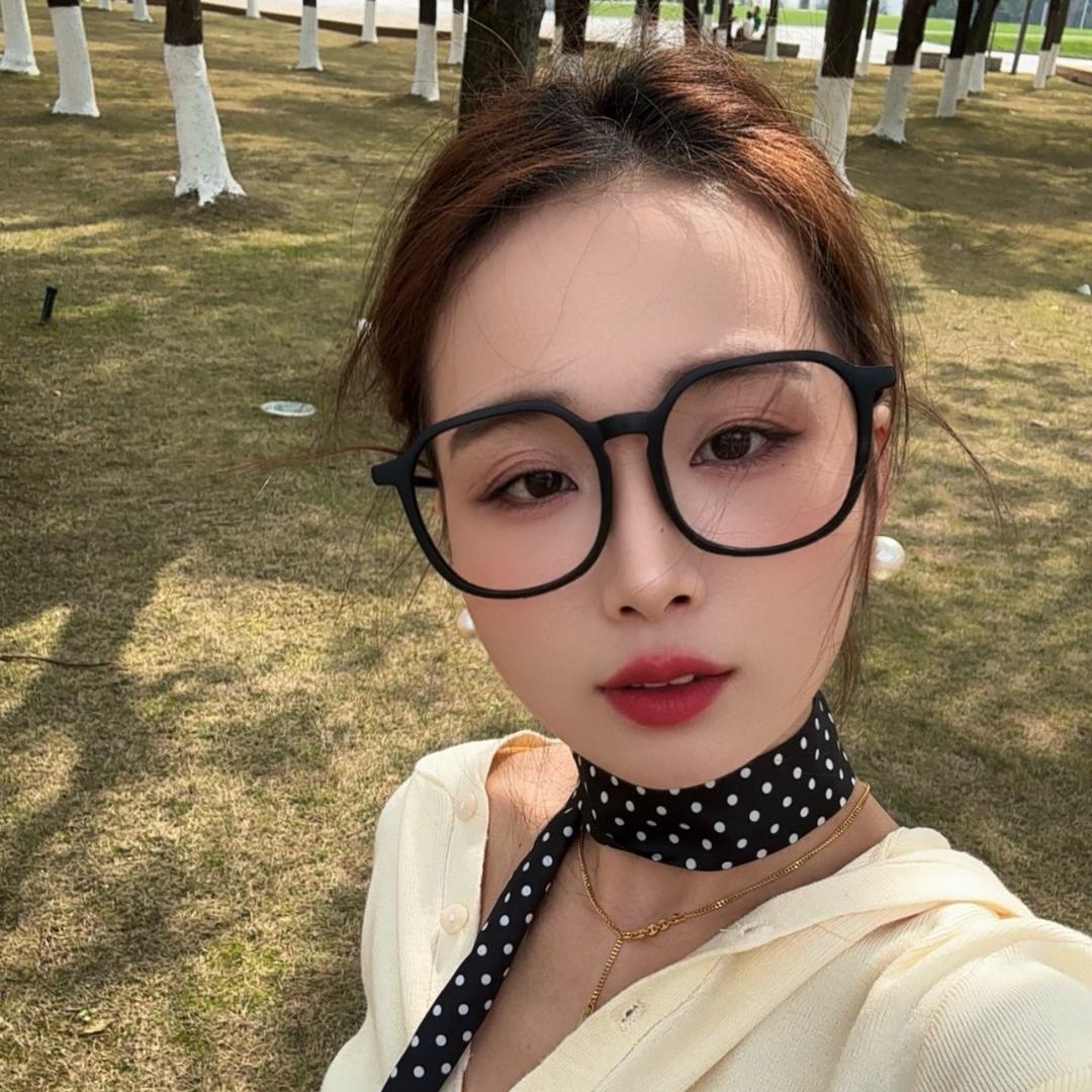 156的张张