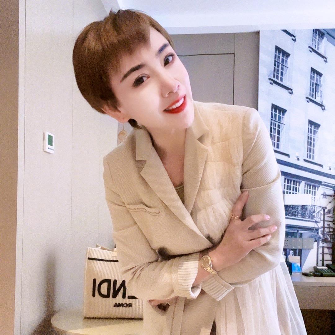 闻香女人