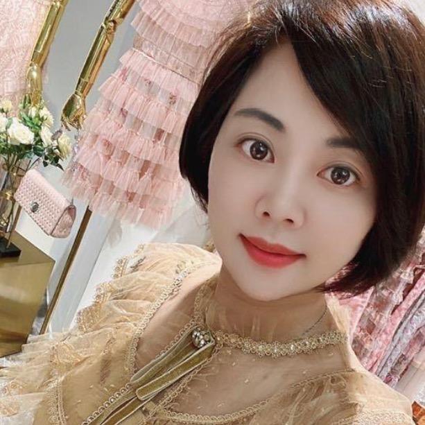 UJIA女装