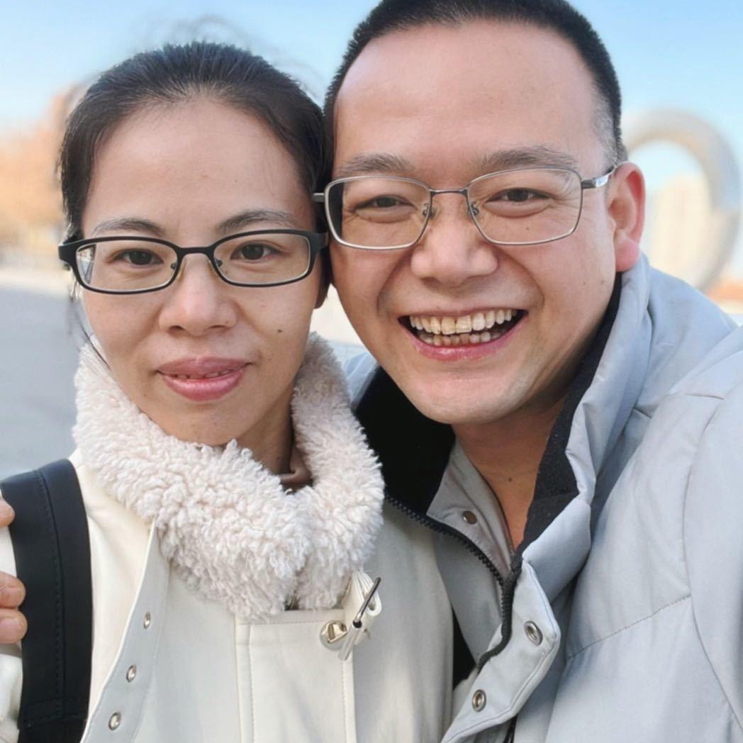 陈冯夜市（巴东围裙哥哥）