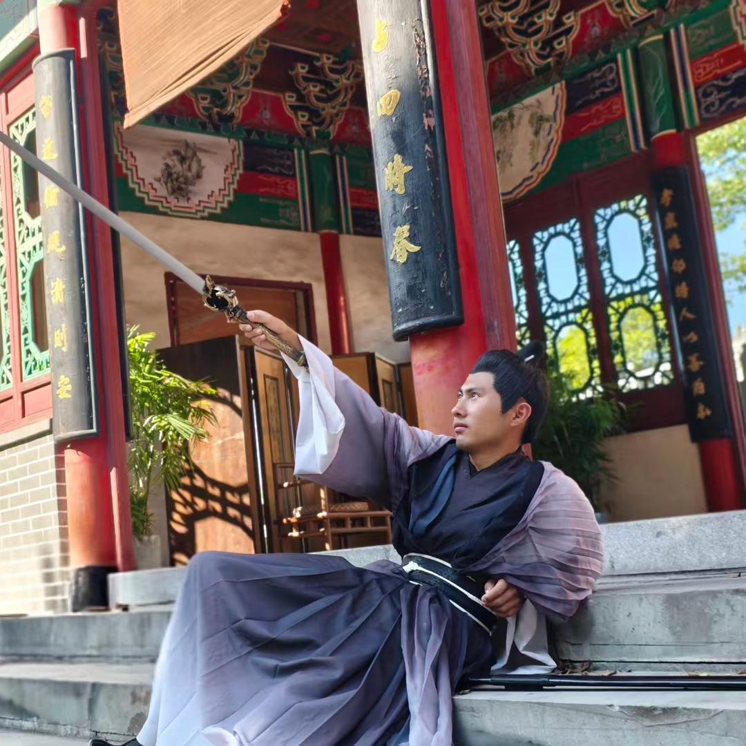 开心果《跑龙套》
