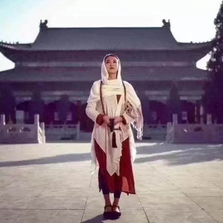 崔逢山妻子