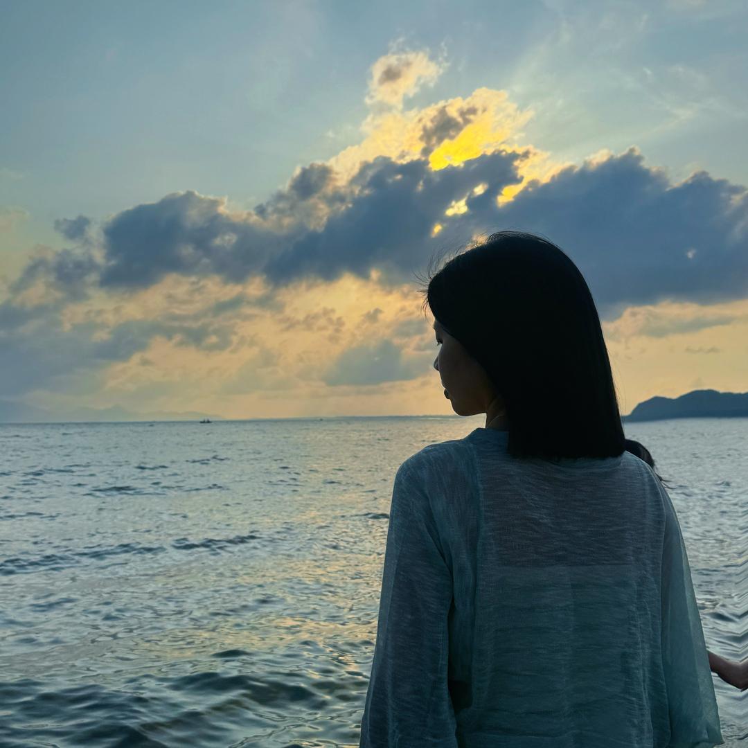 _卖婚纱的大美丽