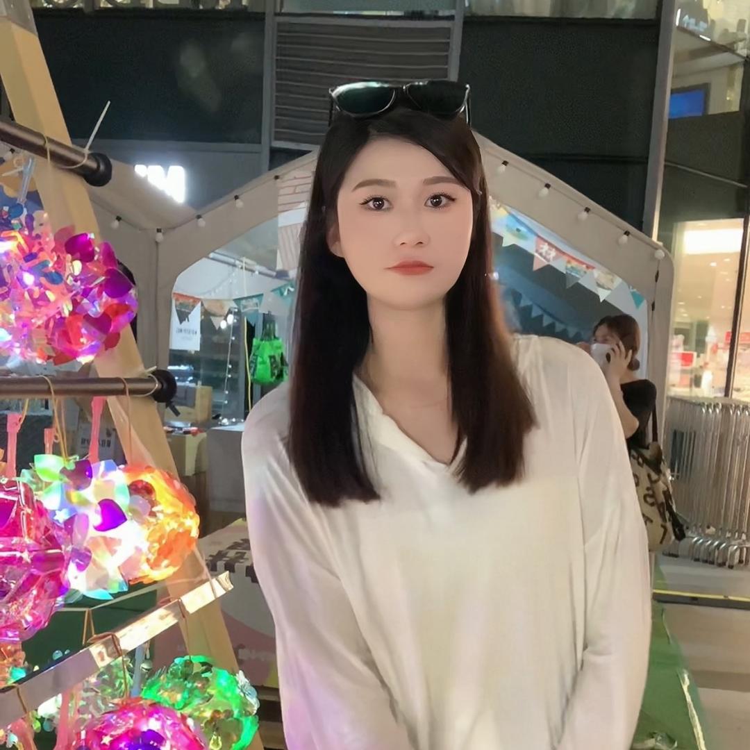 大脸的昕昕