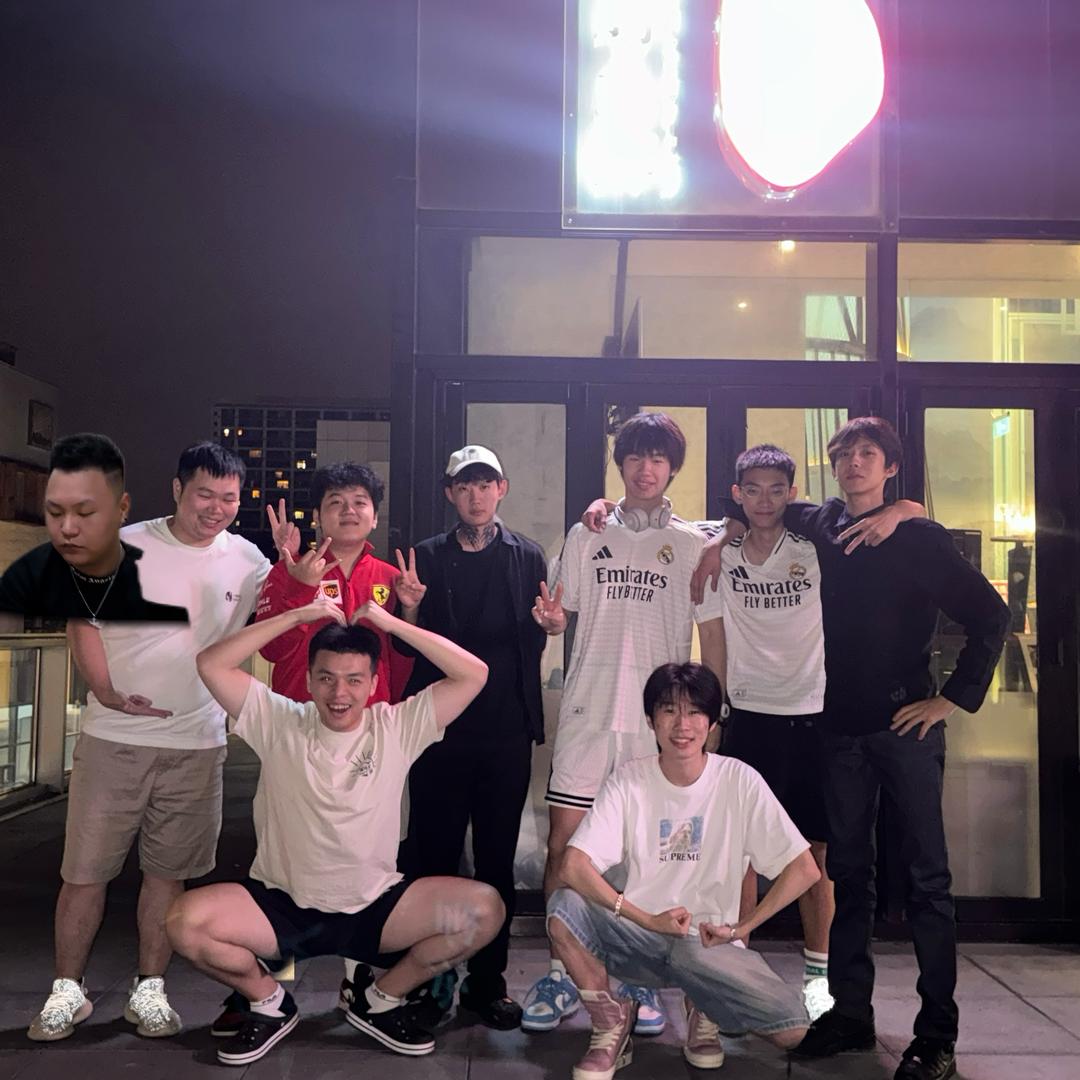 emo男孩们