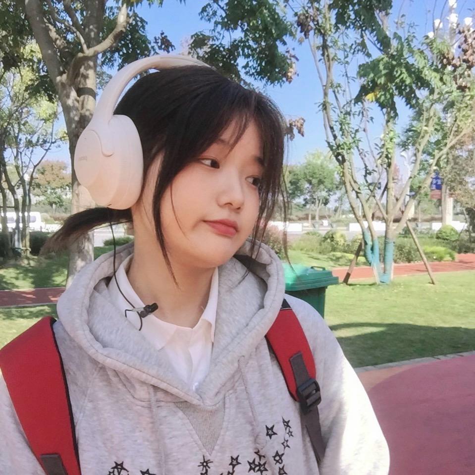 梨中莉