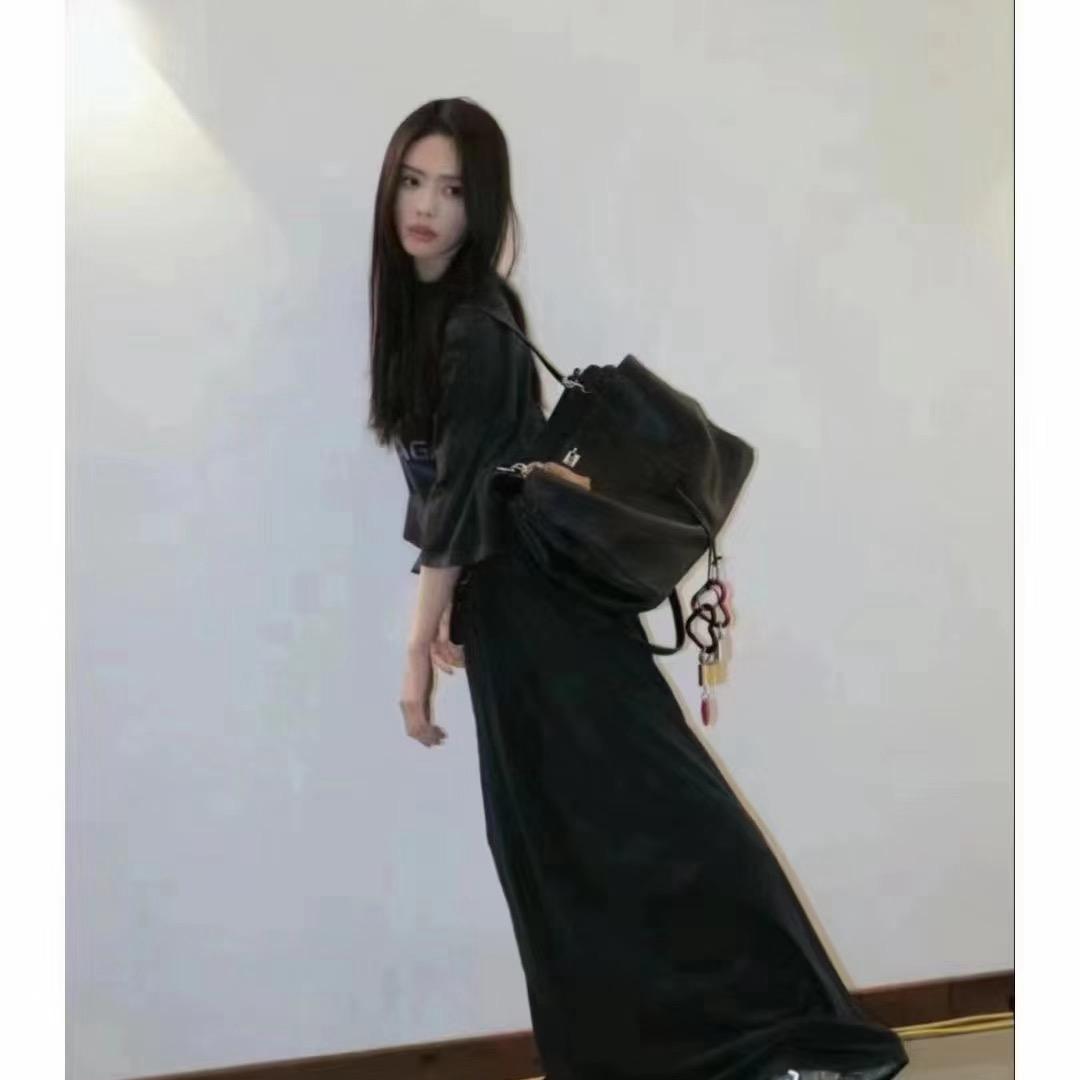 沈闹闹的服饰店