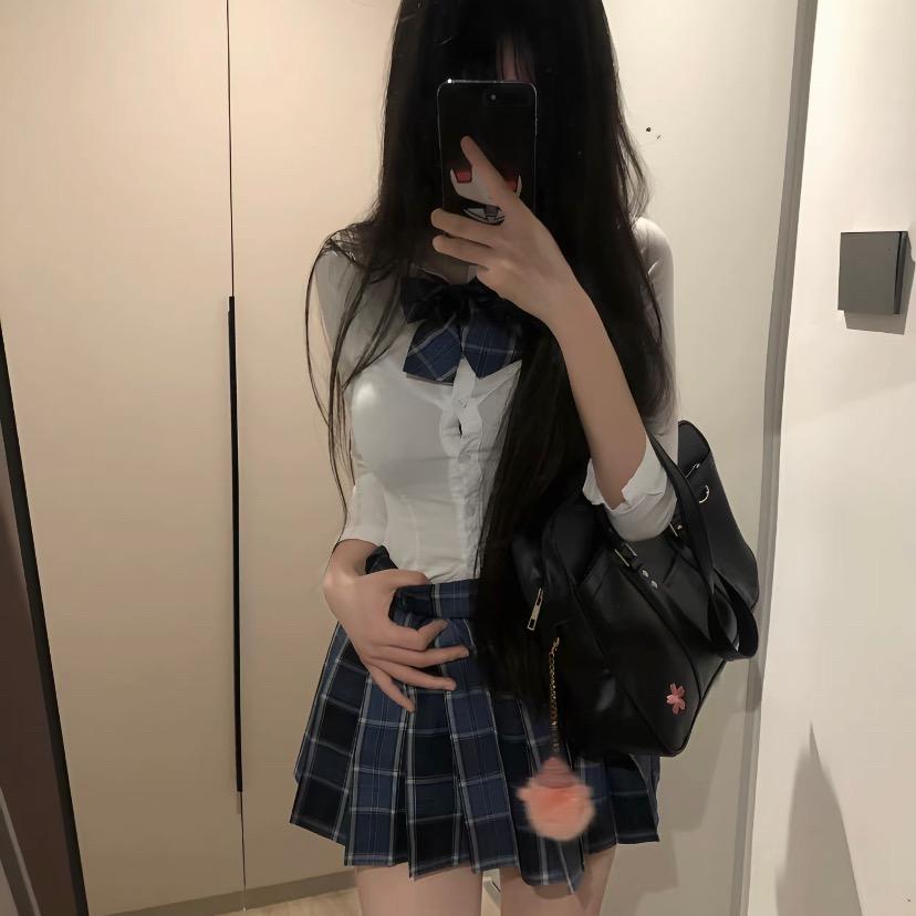 欣宝.