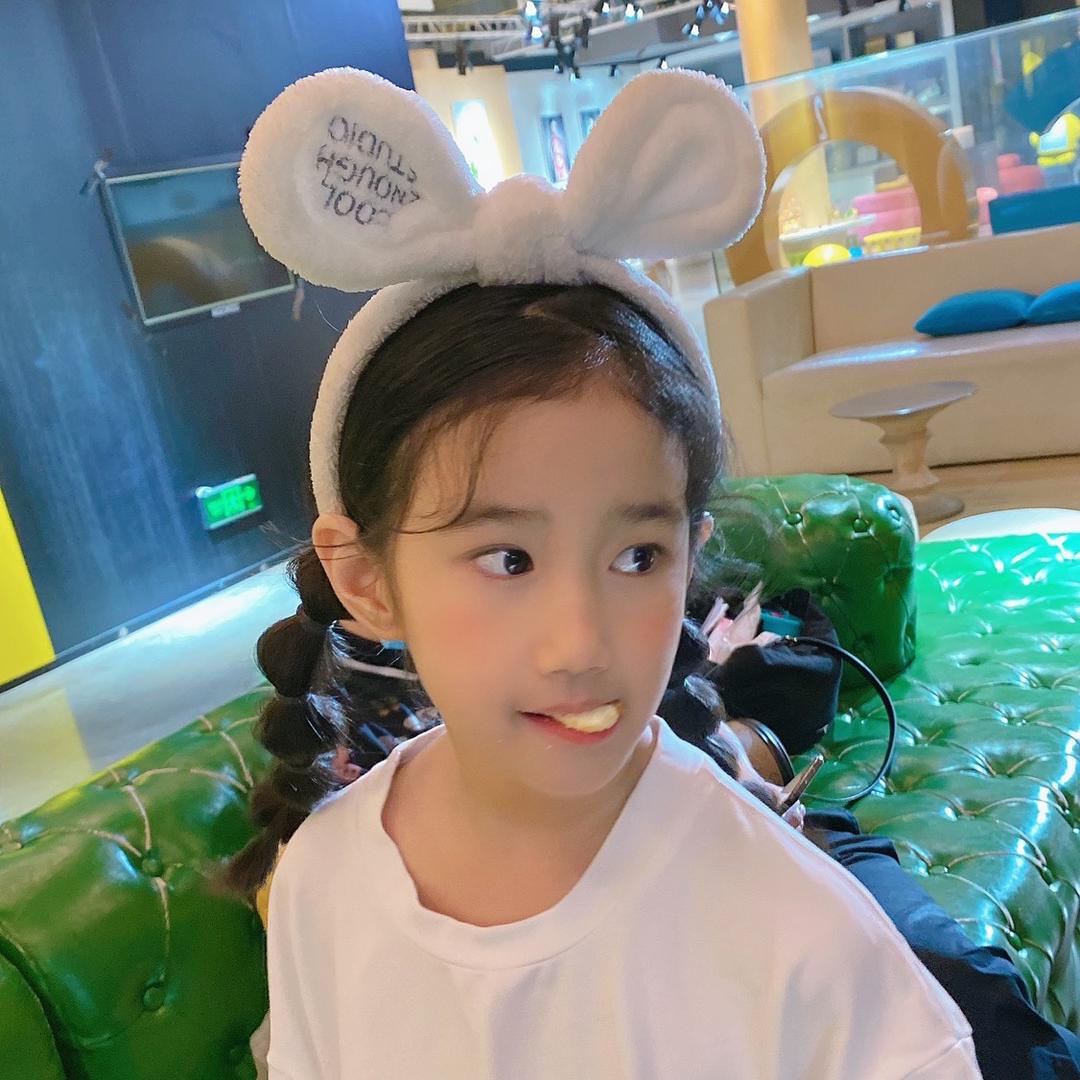 小琋嘻¨̮✌︎︎