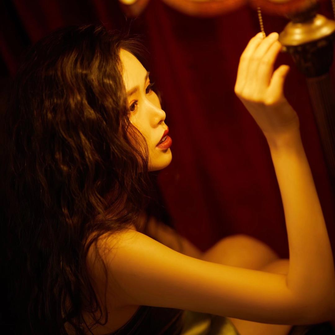 酱香会友-霞霞（好酒在橱窗）