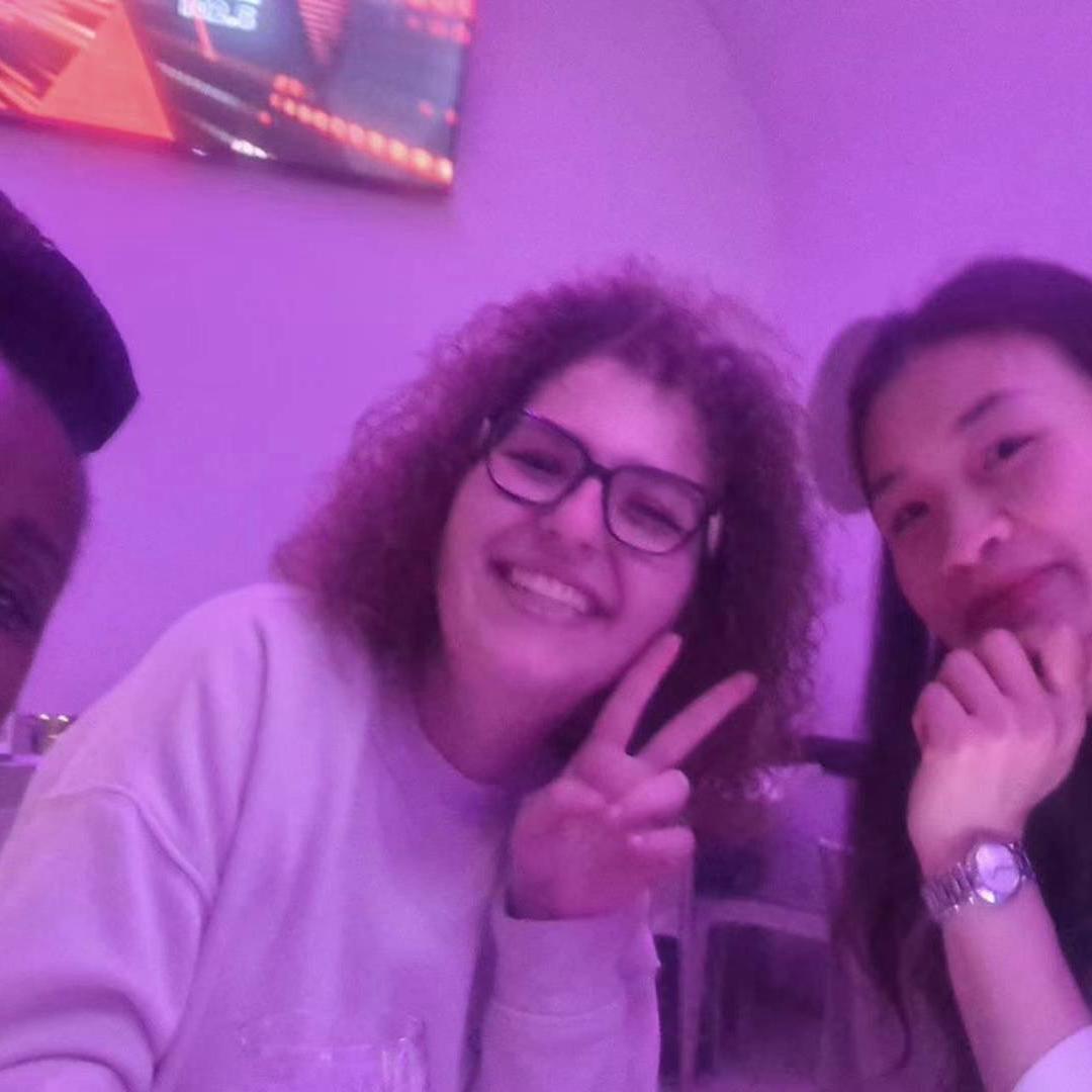 重庆妹子在欧洲