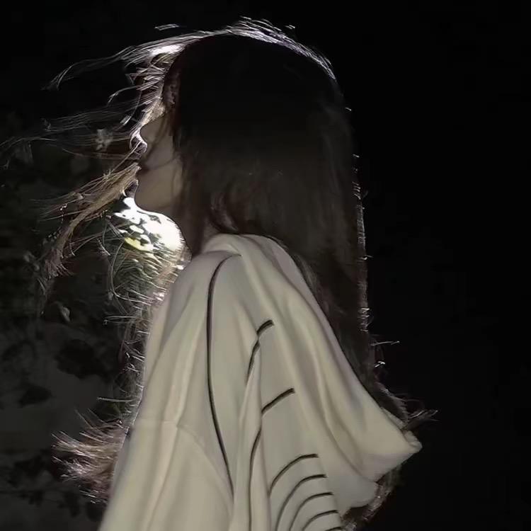 小凡很乖.