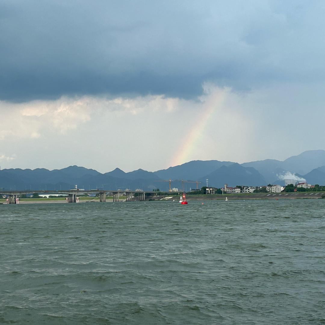 小傅