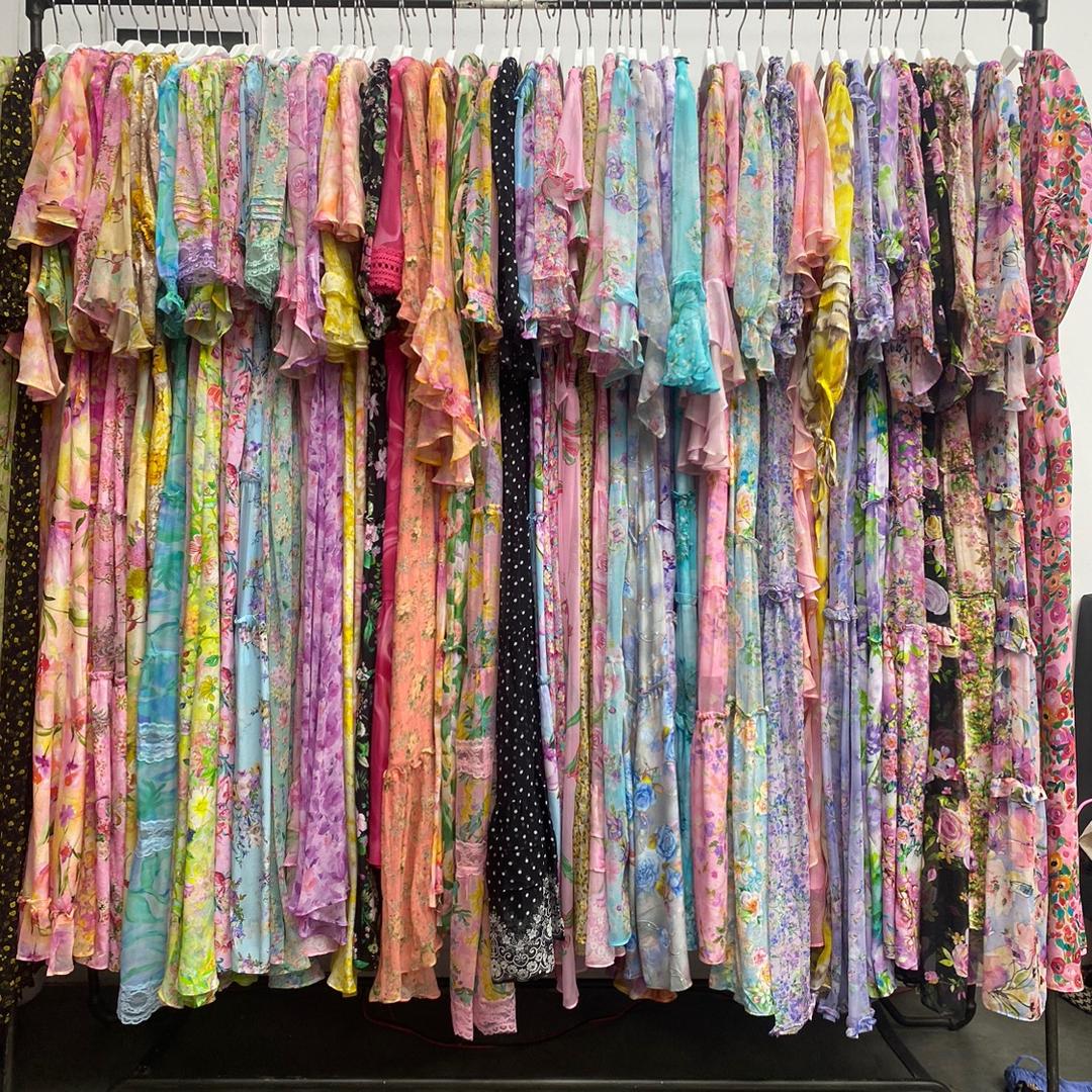 深圳南油泽雅高端女装