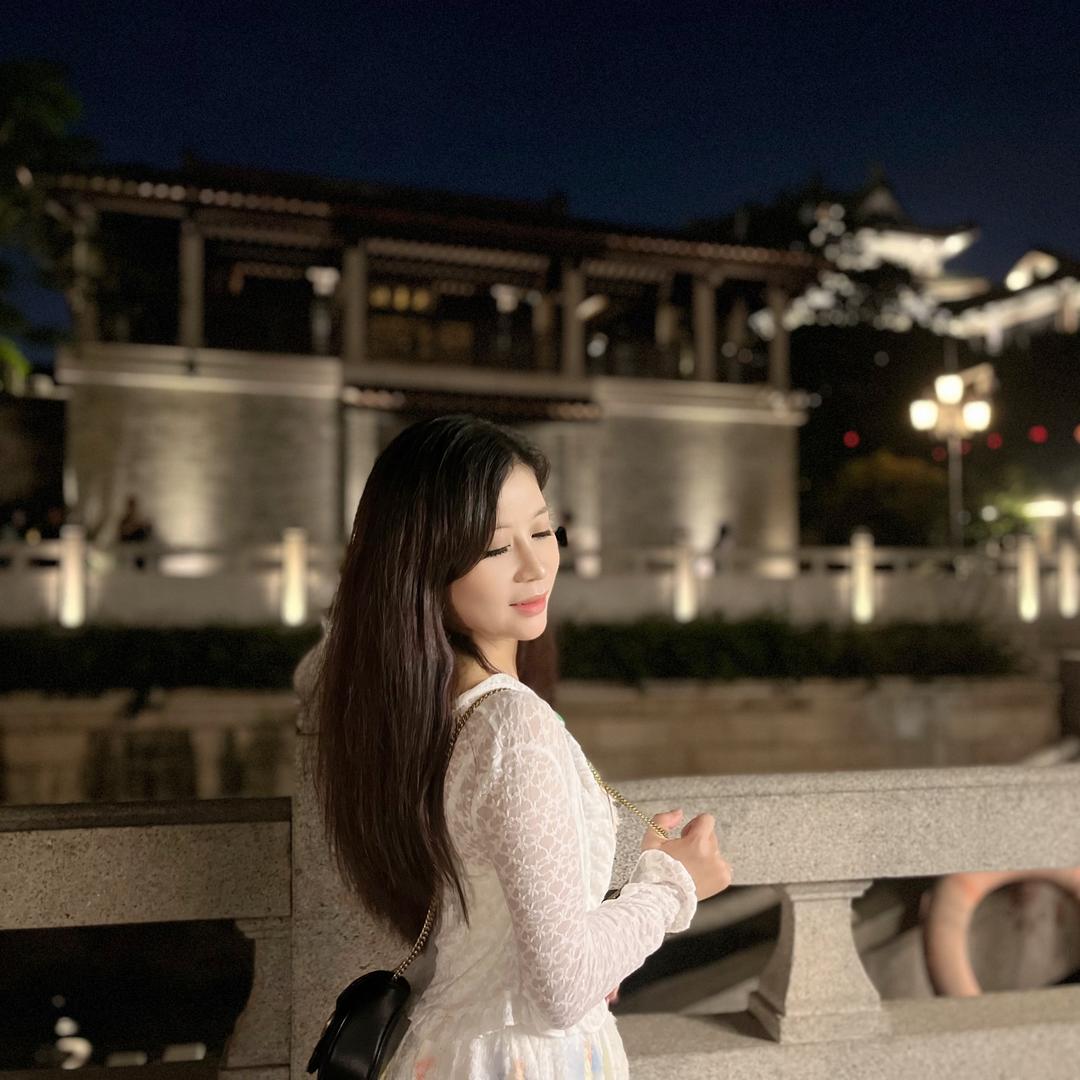 一妍💋
