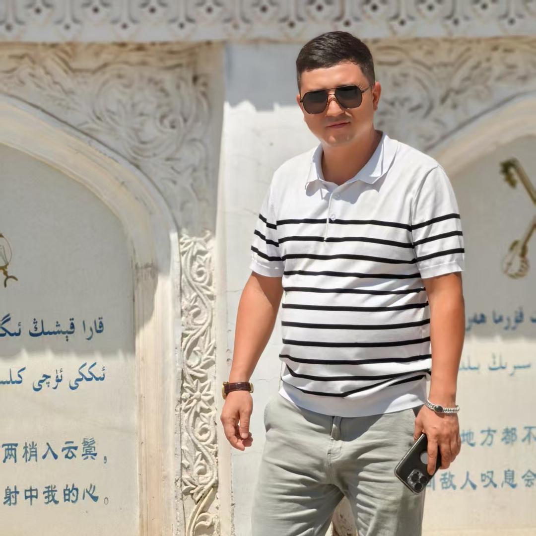 艾大哥（是好人）红提王