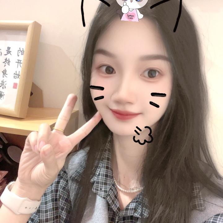 梁同学的韩系女装铺