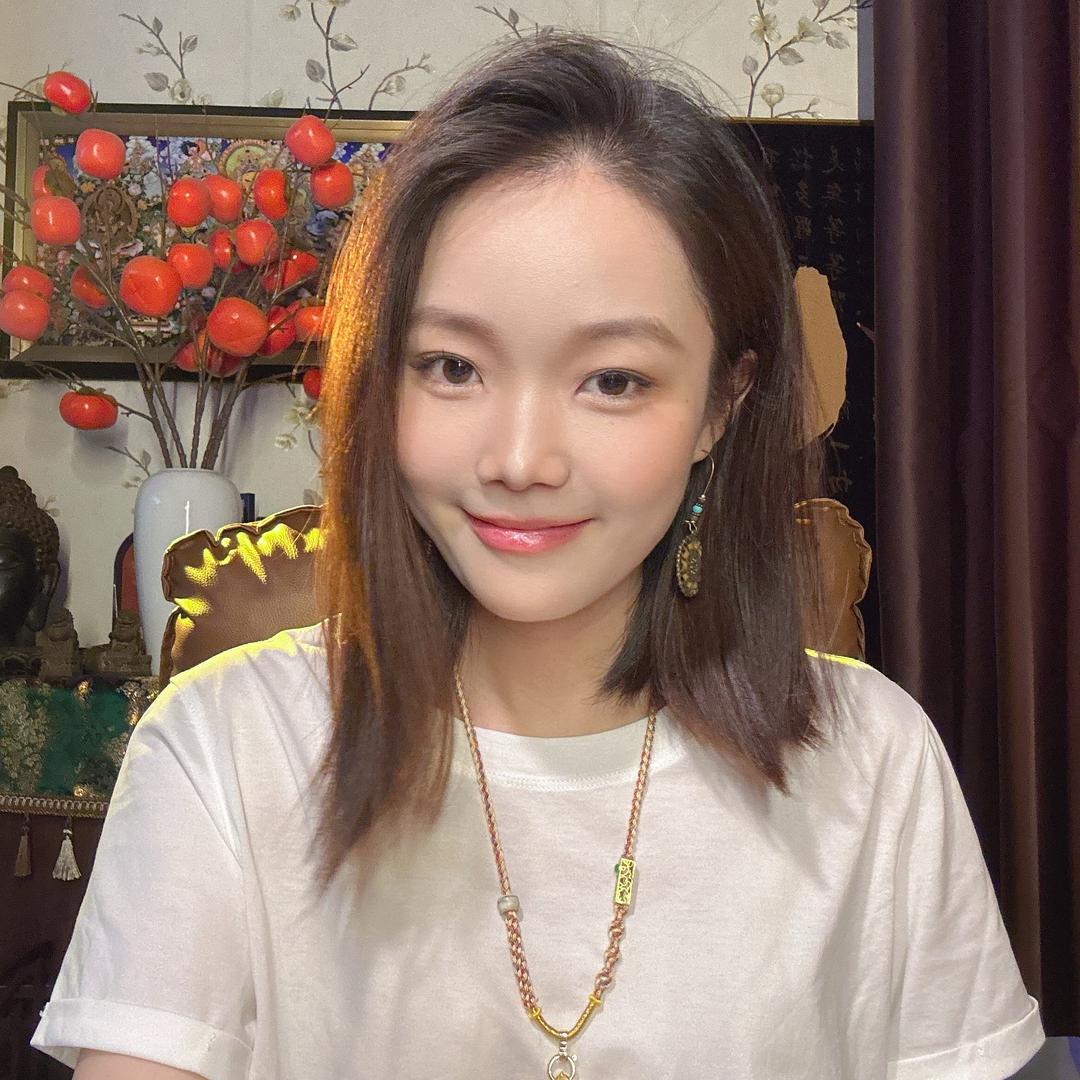 月瑶