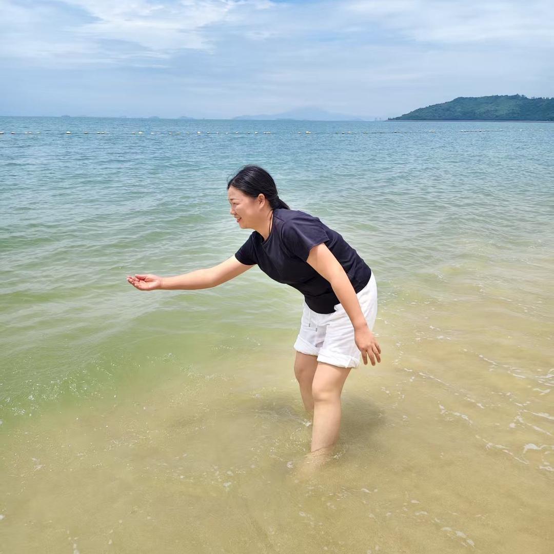 偏偏喜欢李女士