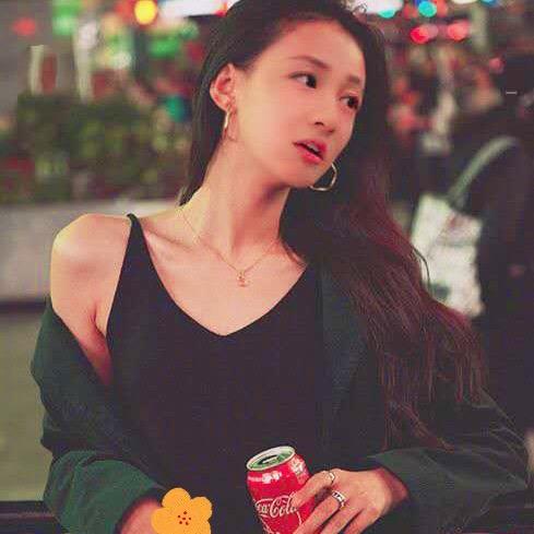 @张小妞💄