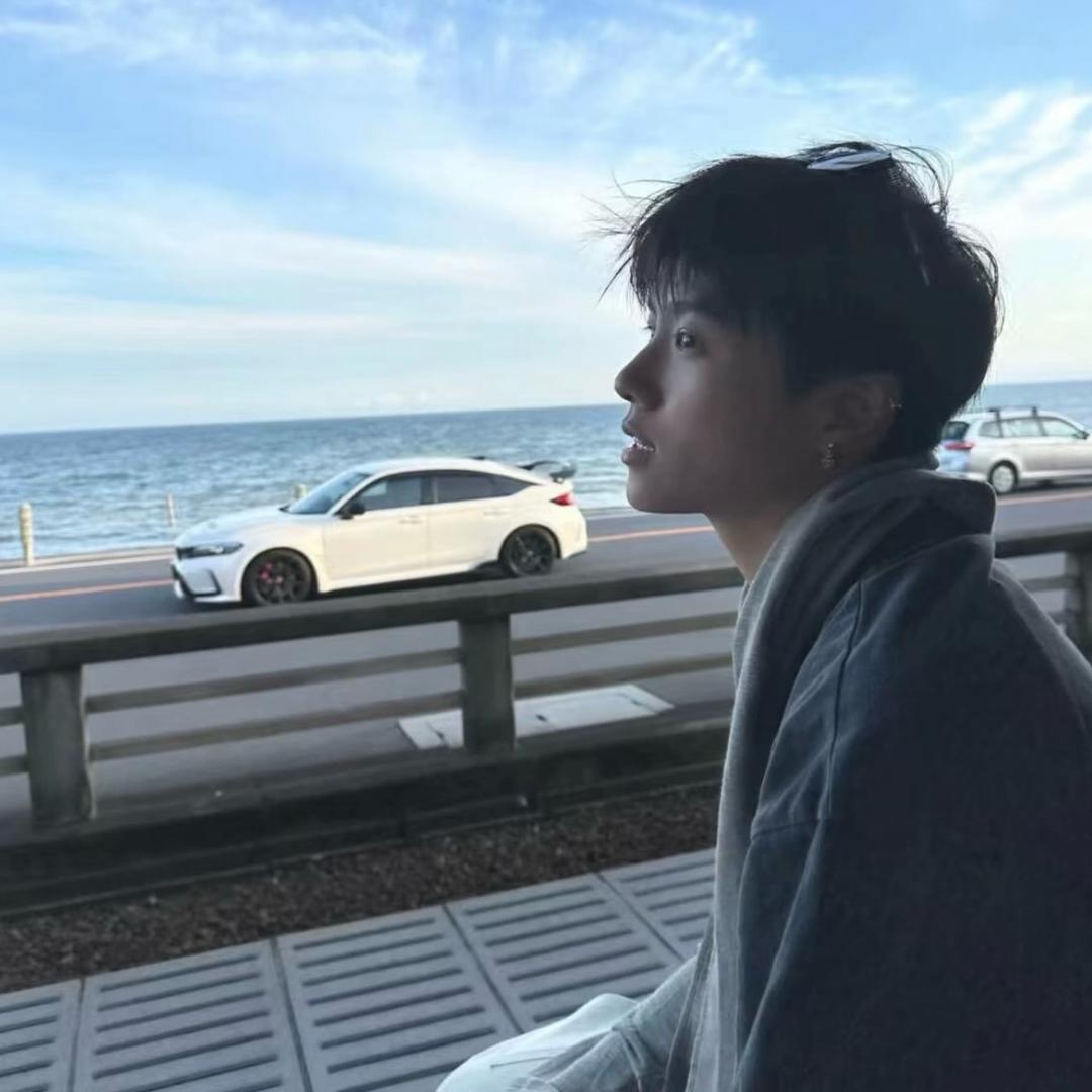 爱喝水蜜桃