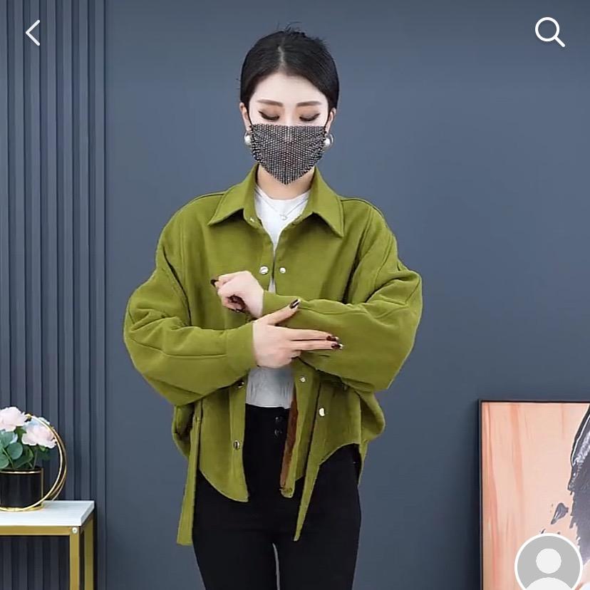 荷塘区欧秋尚服饰外套穿搭