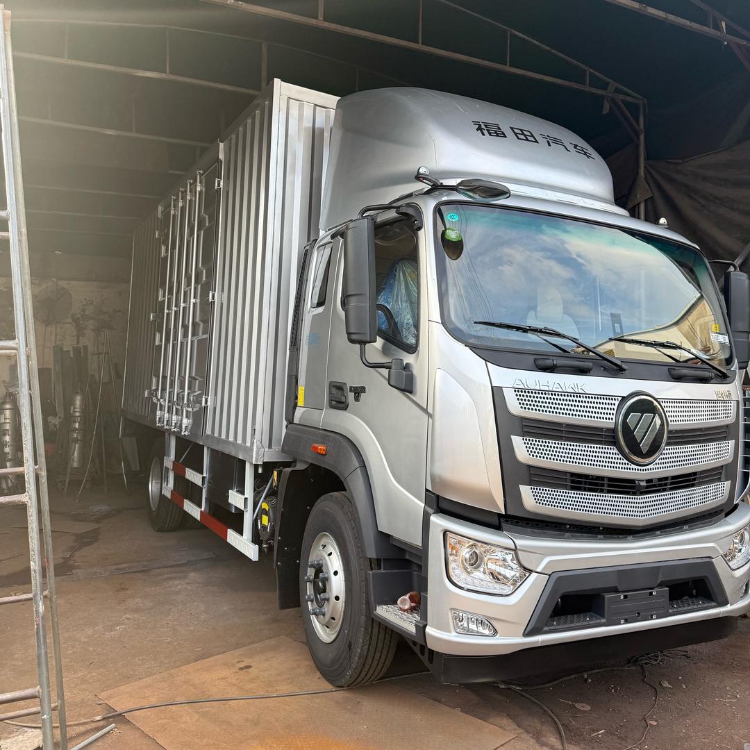 深圳市松岗兴发车厢厂