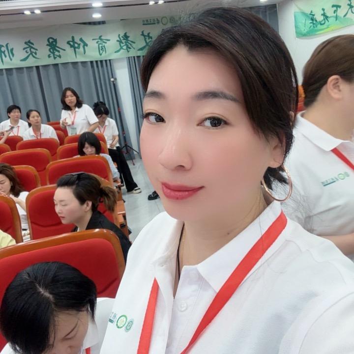 蜗艾蜗家艾灸馆  云姐