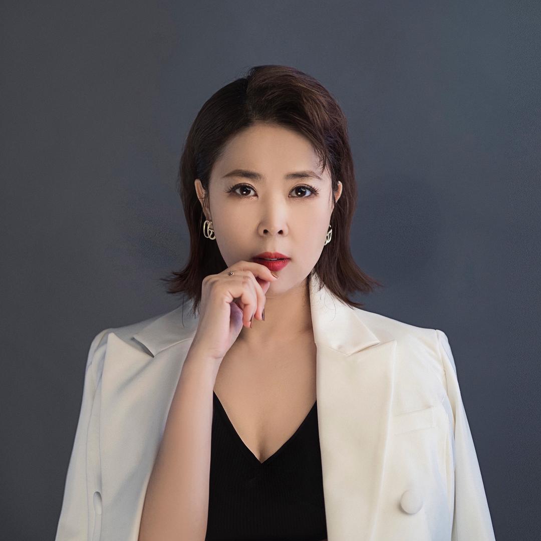 白山眉型设计师|连桦